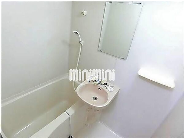 画像8:バスルームです