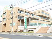 病院「あさい病院まで1100m」