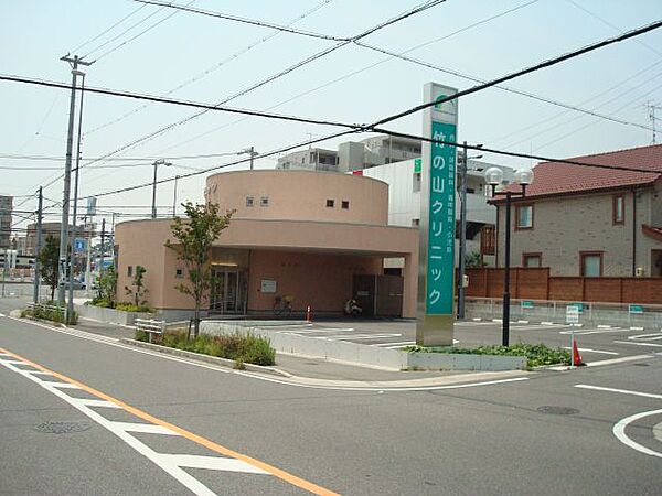 画像24:病院「竹の山クリニックまで570m」