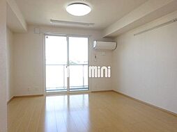 ヴェリエーロ 2階ワンルームのリビング/ダイニング