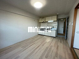 アーバンハイツ富吉 4階3DKのリビング/ダイニング