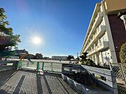 小学校「北名古屋市立師勝西小学校まで706m」
