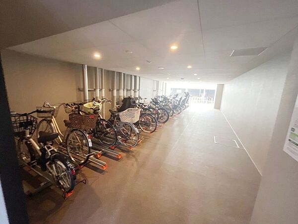 プレミスト鷹匠