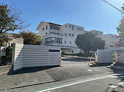 中学校「静岡市立東中学校まで1961m」