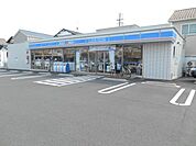 コンビニ「ローソンまで160m」