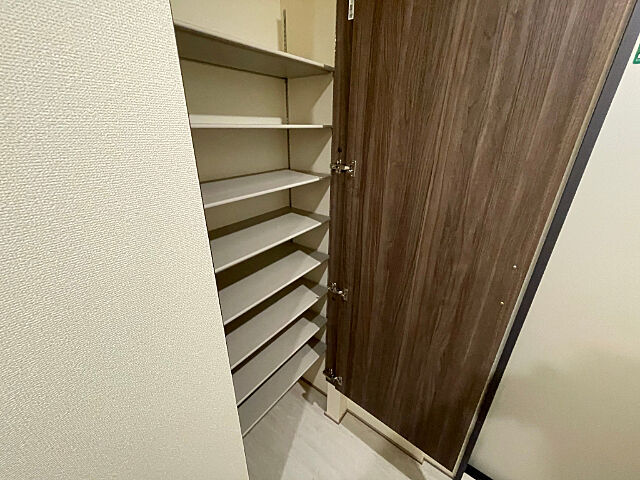収納