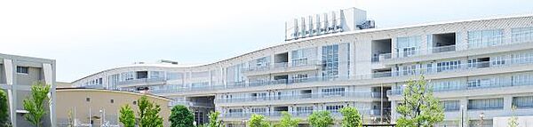 画像19:大学「静岡文化芸術大学まで300m」