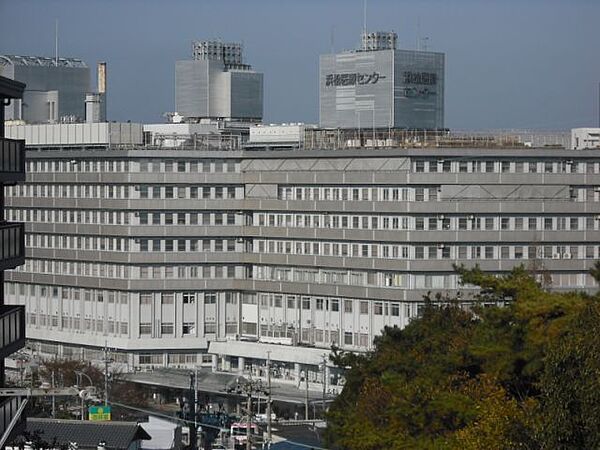 病院「県西部浜松医療センターまで1400m」