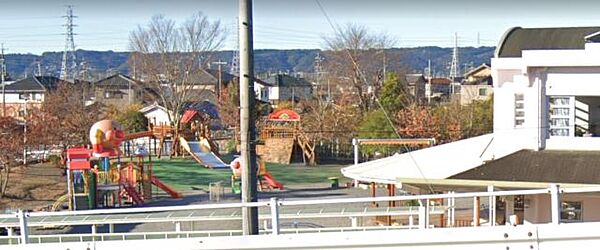 画像28:幼稚園、保育園「島田中央幼稚園まで550m」