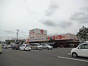 スーパー「スーパータイヨウまで180m」