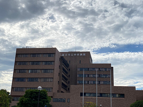 画像25:病院「富士市立中央病院まで1157m」