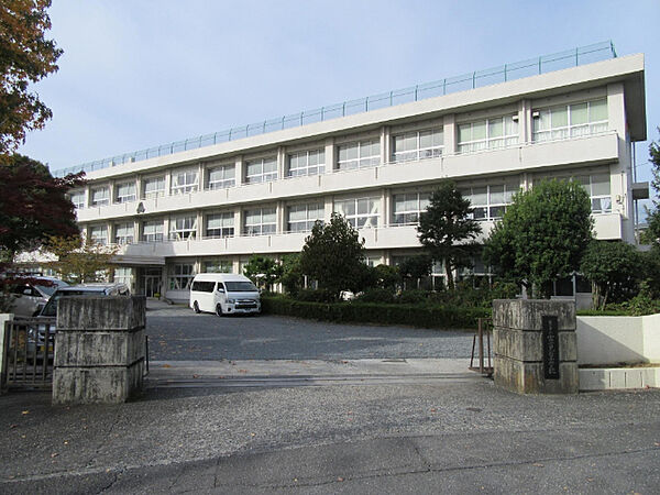 画像25:小学校「富士市立富士見台小学校まで1127m」
