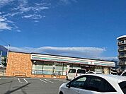 コンビニ「セブンイレブン富士市吉原店まで569m」