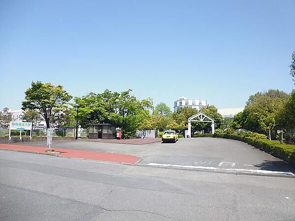 画像19:大学「静岡福祉大学まで4200m」