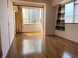 エステート23 1階4DKのリビング/ダイニング