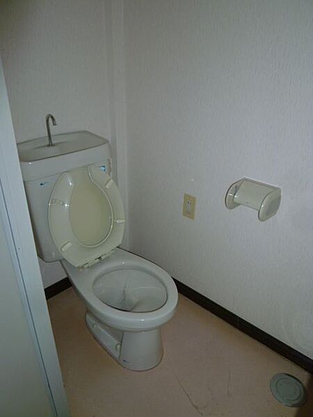 画像14:洋式トイレです。