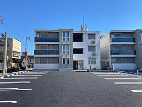 Grand(グラン)／Avan(アバン) Grand102 ｜ 岐阜県羽島郡岐南町下印食３丁目43番地（賃貸アパート1LDK・1階・39.32㎡） その1