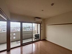 クリスタルステージ 5階2LDKのリビング/ダイニング