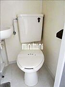 清潔感のあるトイレです。