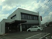 銀行「十六銀行まで480m」
