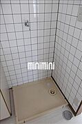 室内に洗濯機が置けます