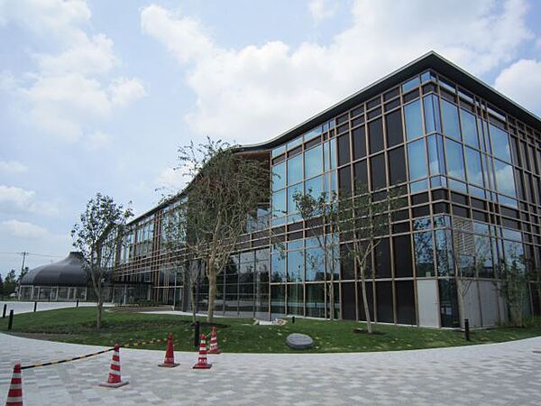 画像22:図書館「岐阜市立中央図書館まで650m」
