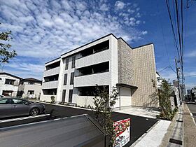 シャーメゾン加納青藤  ｜ 岐阜県岐阜市加納青藤町３丁目（賃貸マンション1LDK・1階・41.95㎡） その1