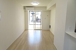 トリエステ　Ｂ 106