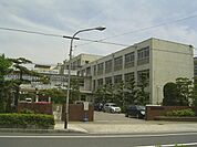 中学校「大垣市立東中学校まで1103m」