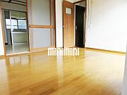 6帖の洋間です