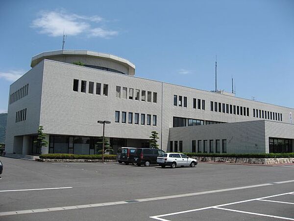 画像25:役所「大野町役場まで1100m」