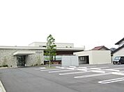 飲食店「所内科まで970m」