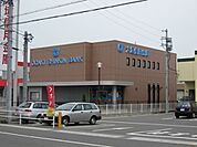 銀行「大垣信用金庫まで1600m」