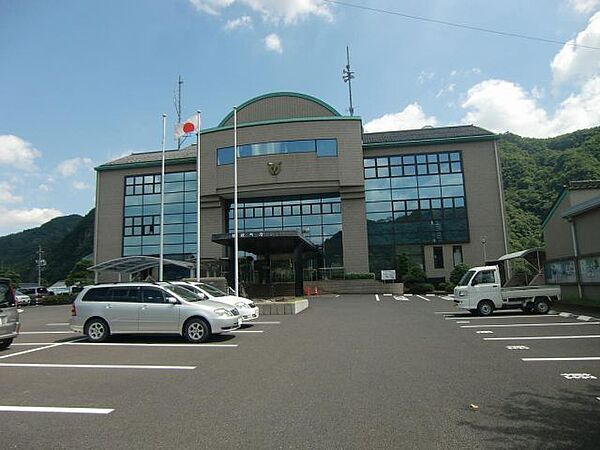 画像21:役所「坂祝町役場まで1200m」