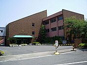 中学校「町立登龍中学校まで1800m」