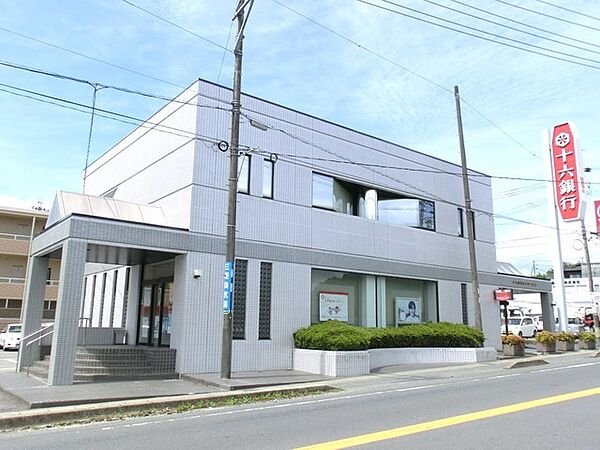 画像19:銀行「十六銀行南中津川支店まで2453m」
