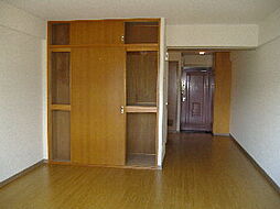 プラザハイツ 5階ワンルームのリビング/ダイニング