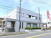 銀行「十六銀行まで970m」