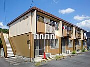 外壁塗装済みでキレイになりました