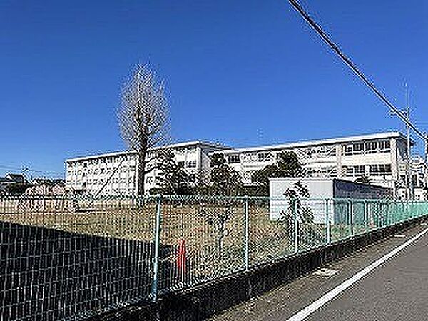 画像24:小学校「関市立旭ケ丘小学校まで459m」