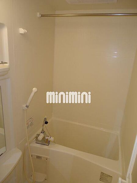 画像12:清潔感のあるバスルームです。