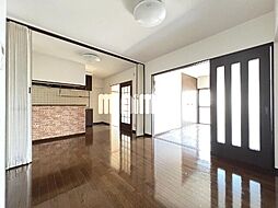 コンフォ・トゥールII 2階3LDKのリビング/ダイニング