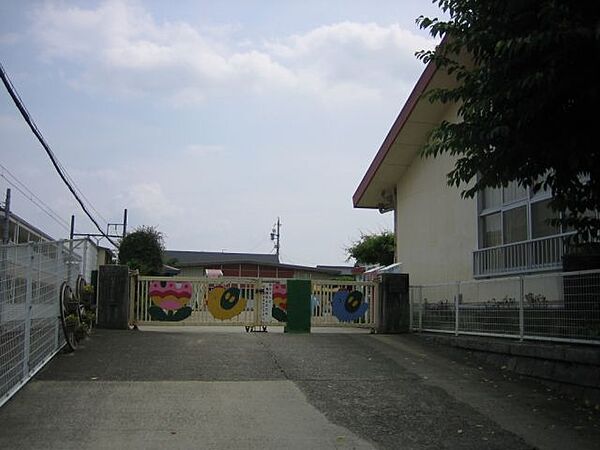 画像26:幼稚園、保育園「日永中央保育園まで580m」