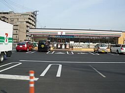 コンビニ「セブンイレブンまで170m」