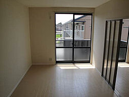 メルベール西富田 2階2LDKのリビング/ダイニング