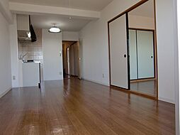 ハイツ富田III 4階3LDKのリビング/ダイニング