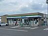 周辺：コンビニ「ファミリーマート四日市あかつき台北店まで983m」
