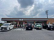 コンビニ「セブンイレブン四日市下さざらい町店まで442m」