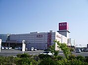 ショッピング施設「イオンモール四日市北まで1700m」