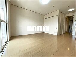 エーマミイ 1階ワンルームのリビング/ダイニング